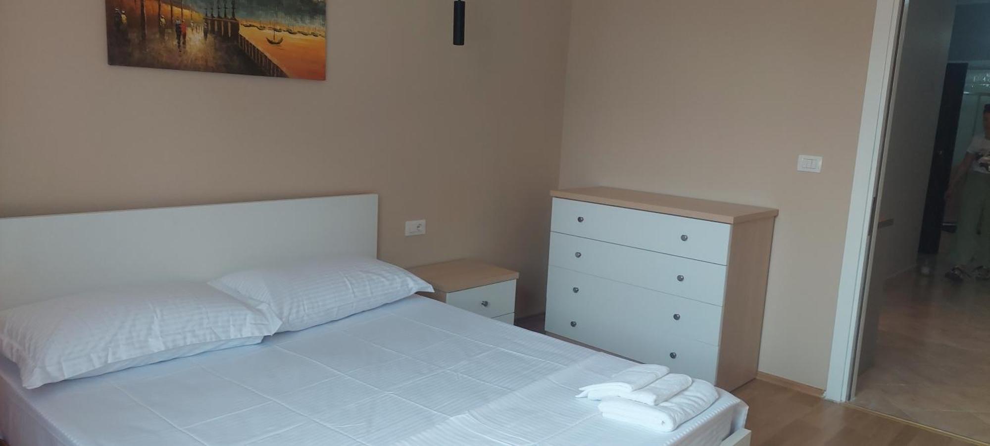 Lu-Er Tirana Center Apartment Luaran gambar